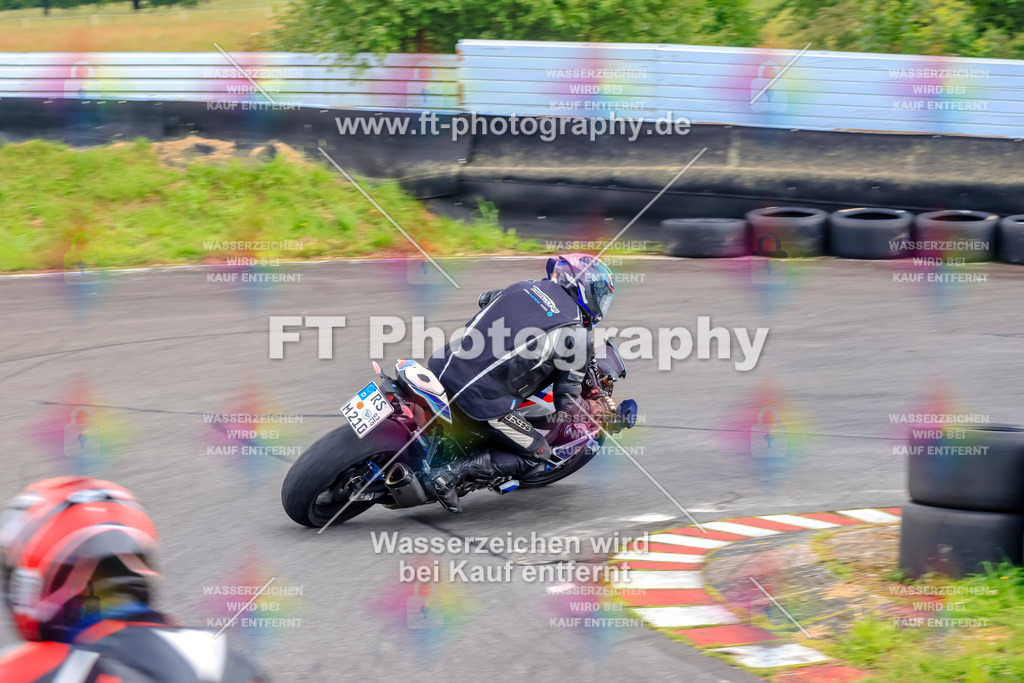 _TCM3220 | Hier findet Ihr Bilder von Touristenfahrten auf der Nürburgring Nordschleife oder von anderen Veranstaltungen die ich besucht habe. Viel Spass beim Durch Schauen 