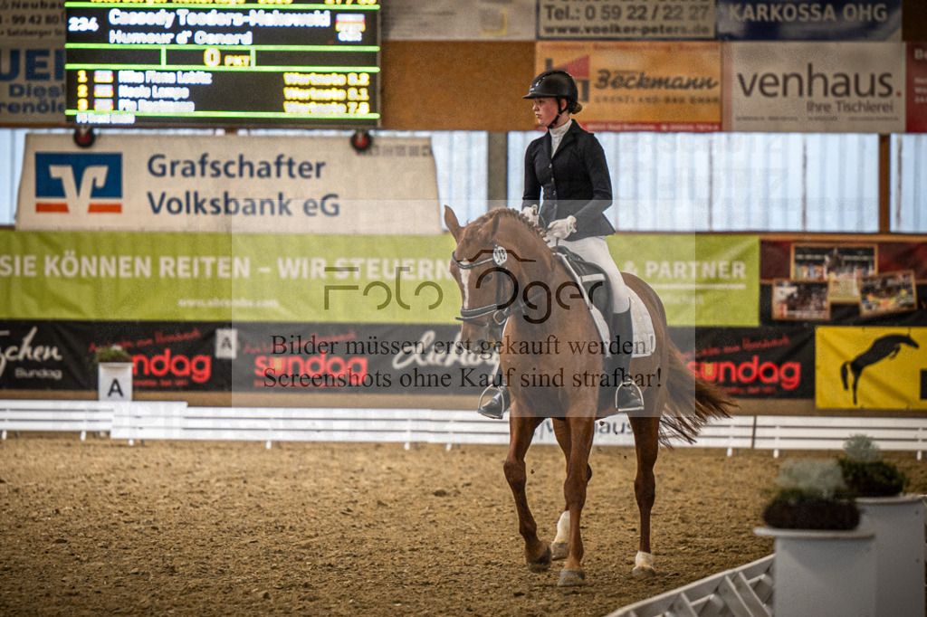 DOS_2973 | Entdecke hochwertige Reitturnierfotos von Foto Oger. Professionell, emotional und authentisch – jetzt Lieblingsmomente im Shop bestellen.Deutschlandweite Turnierfotografie. - Realisiert mit Pictrs.com