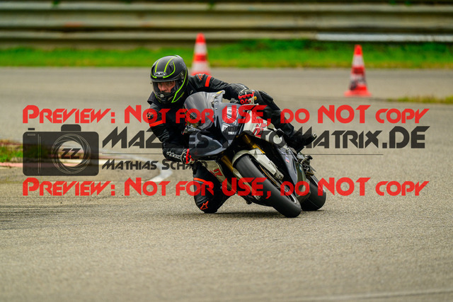 MaZZes_Fotomatrix_20241003_6007705_1107-2 | GELB