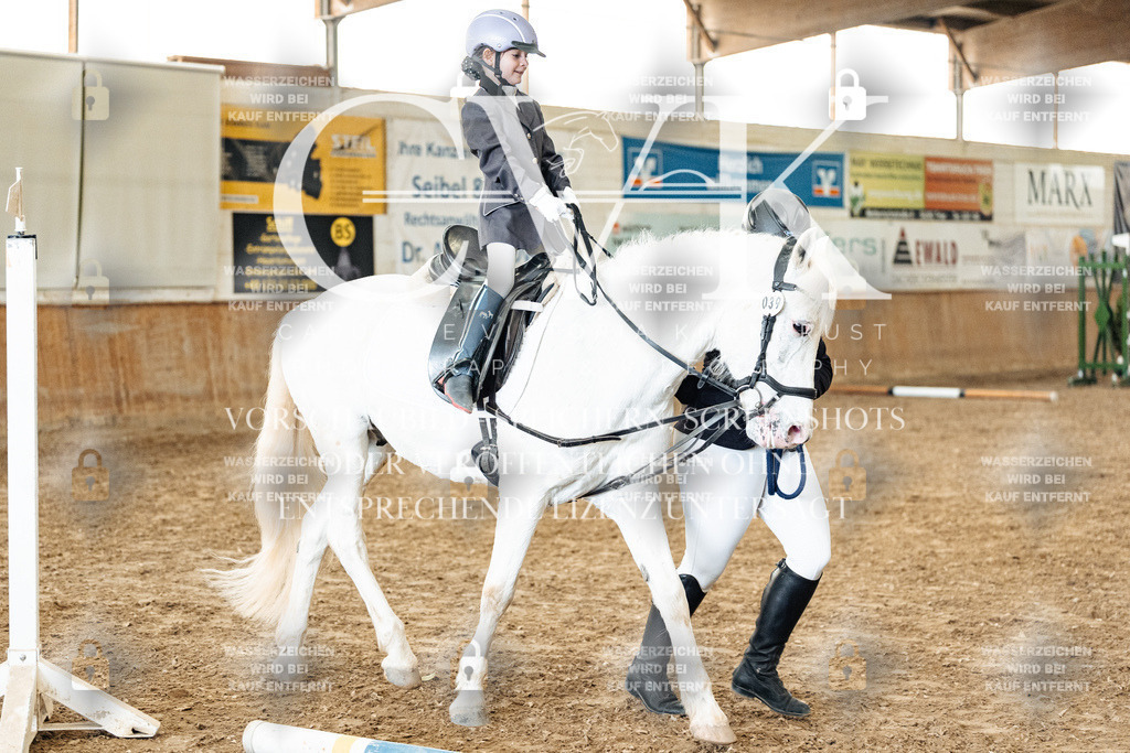 CK905705 | Turnierfotografie Pferdefotografie Trier Rheinland-Pfalz Pferdesport Reitsport Tierfotografie Sportfotografie Pferdevideo Pferdevideografie Equestrianvideography equestrianphotography  - Realisiert mit Pictrs.com