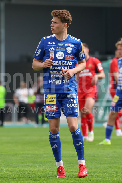 TSV Egger Glas Hartberg vs SK Rapid Wien – Championship Group    | Hartberg, Austria, 19.Apr.26 - SOCCER - ADMIRAL Bundesliga, TSV Egger Glas Hartberg vs SK Rapid Wien. The image shows Marco Hoffmann (Hartberg). 