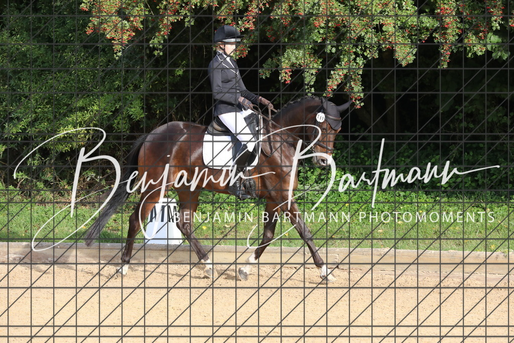 AZ2A1617 | Benjamin Bartmann Photomoments