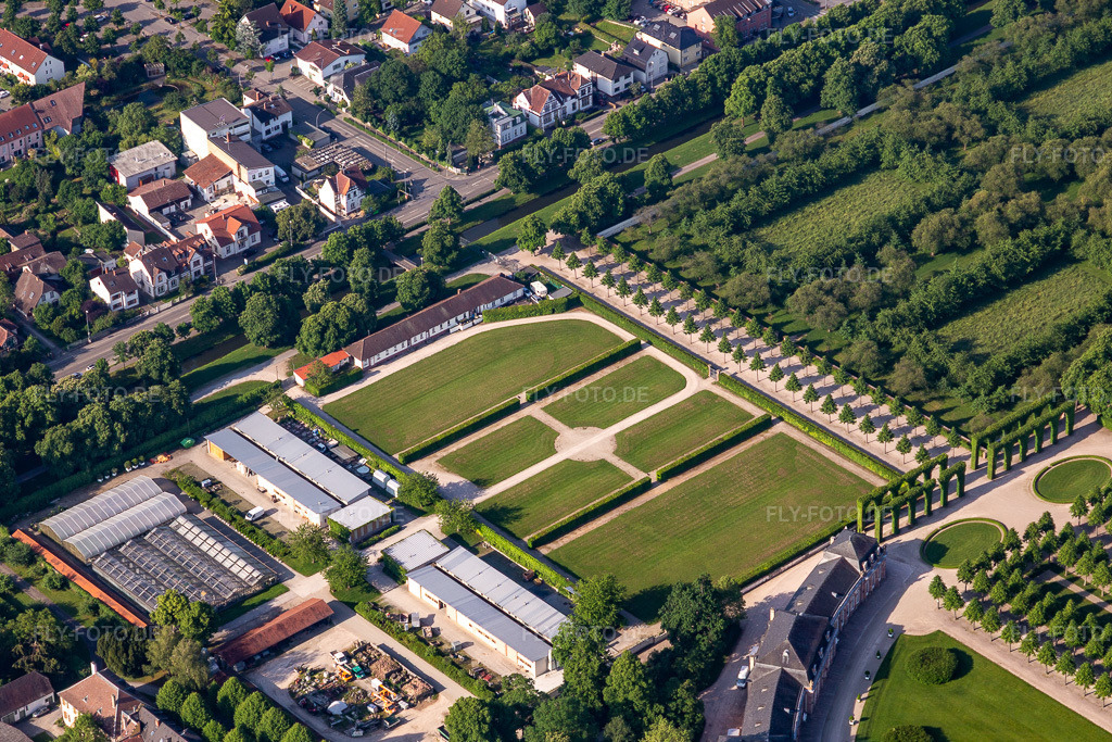 Luftbild: Schloßgarten in Schwetzingen im Bundesland Baden-Württemberg in Deutschland. Foto: IMG_114233.jpg vom 26.05.2019 durch Werner Riehm/FLY-FOTO.de