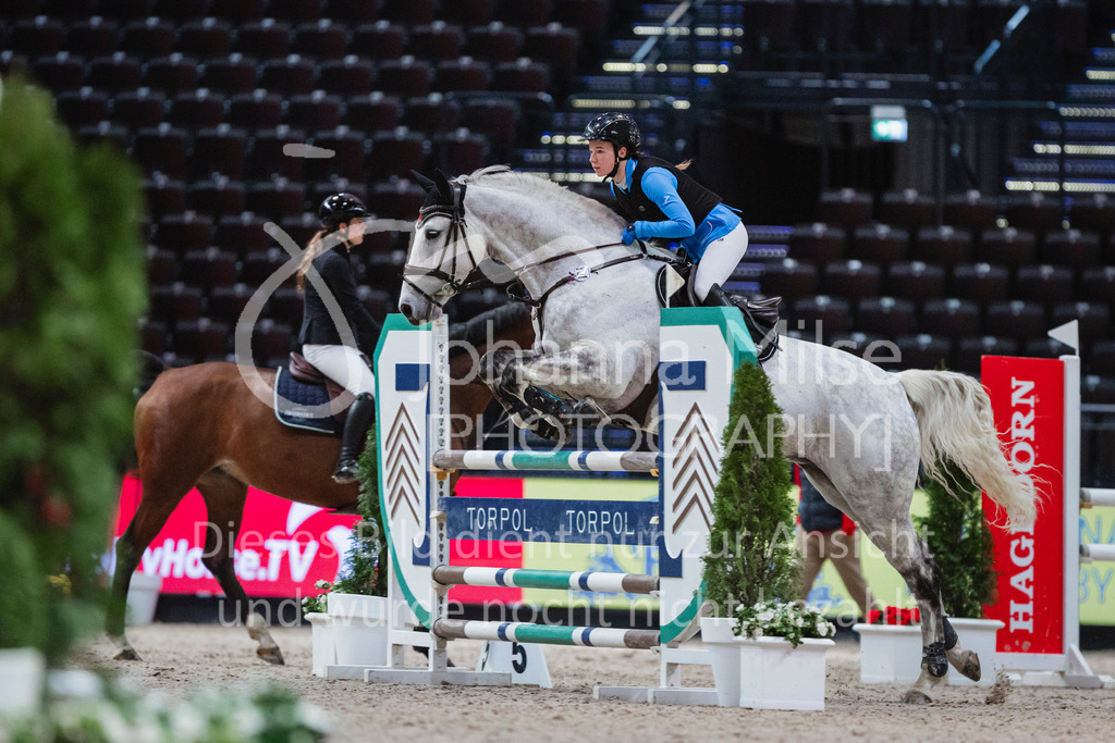 240120_Leipzig_AmateurSmall-116 | Deine schönsten Turniermomente als professionelle Fotos! Entdecke hochwertige Pferdesport-Fotografie im Online-Shop. Jetzt Fotos finden & bestellen!