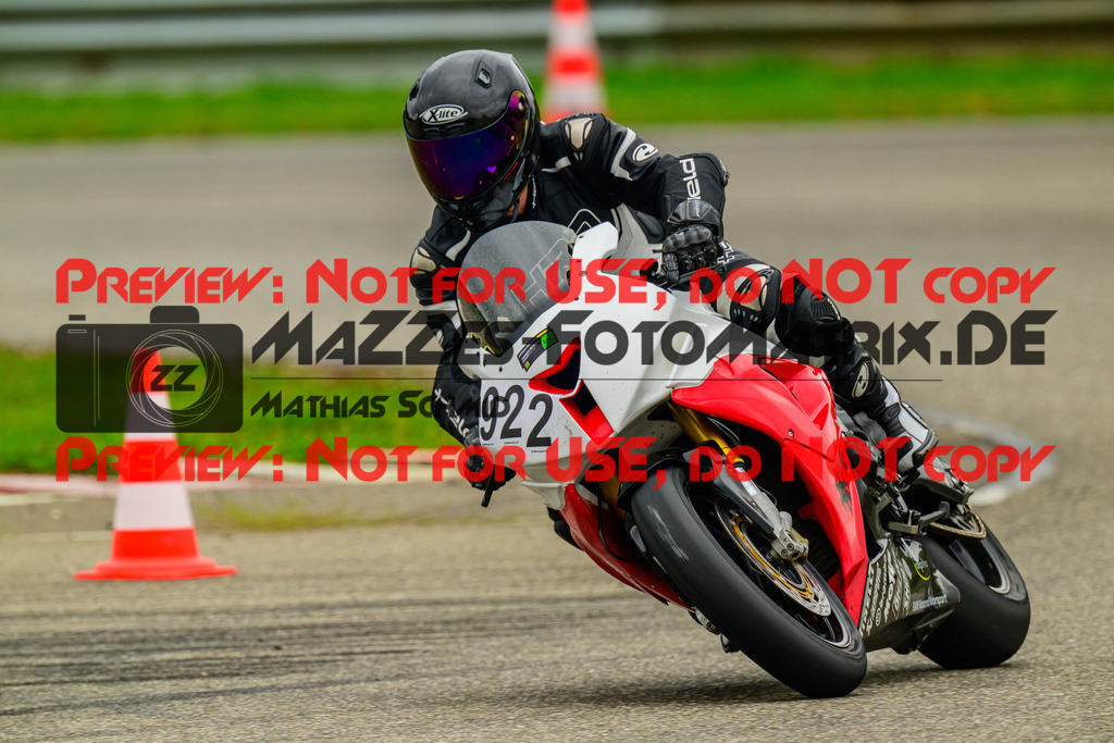 MaZZes_Fotomatrix_20241003_6007705_0786 | GRUEN