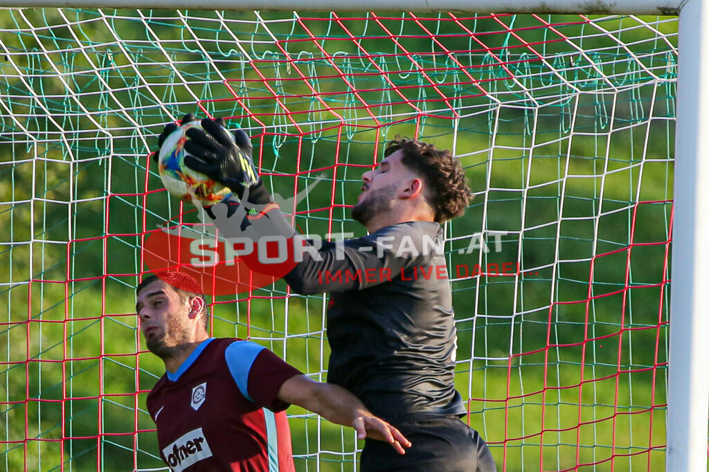 SK Maria Saal - DSG Ferlach 2-3, Unterliga Ost | Viktor Colic (DSG Ferlach #1) Günther Zussner (SK Maria Saal #39) SK Maria Saal - DSG Ferlach 2-3 am 22.08.2023 in Maria Saal
(Sportplatz), Austria, (Photo by Ernst Krawagner sport-fan.at) - Realisiert mit Pictrs.com