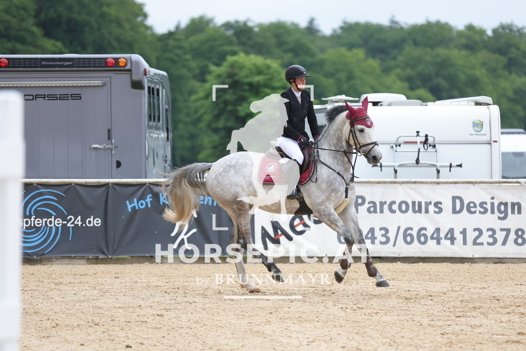 0P6A1332 | Willkommen bei Brunnmayr - Design & Fotografie – Ihrem Spezialisten für Reitturniere und Pferdeveranstaltungen in Oberösterreich, Salzburg und Bayern! Seit über 17 Jahren sind wir leidenschaftlich dabei.