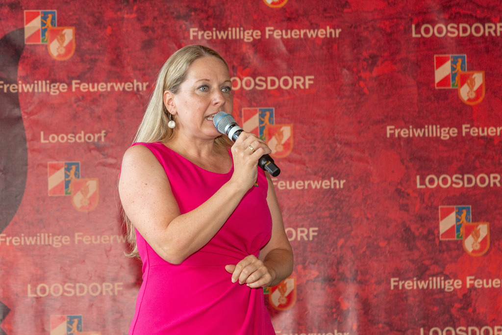 Festakt_050 | Fotodoku des Festaktes im FF-Haus Loosdorf anlässlich der Auszeichnung der Helfer und Hilfsorganisationen  der Hochwasserkatastrophe September 2024
