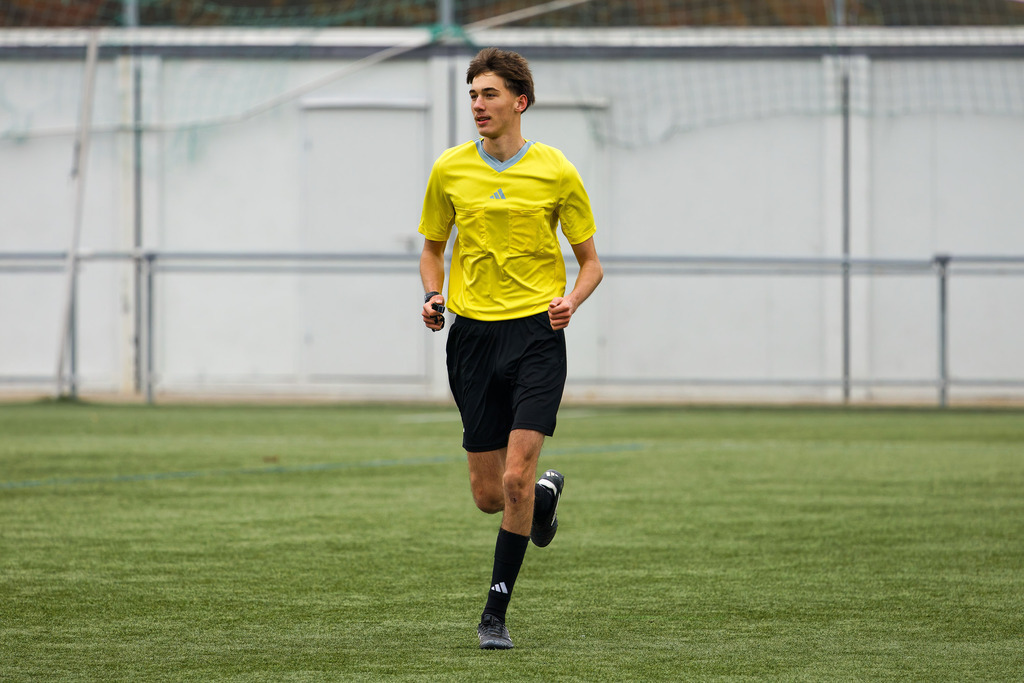 FCH-HÄR_251019_7488 | Fotopresso – Sportfotografie in Heidenheim & Umgebung. Professionelle Sportfotografie für unvergessliche Momente. Dynamische Action-Shots, emotionale Szenen & hochwertige Bilder. - Realisiert mit Pictrs.com