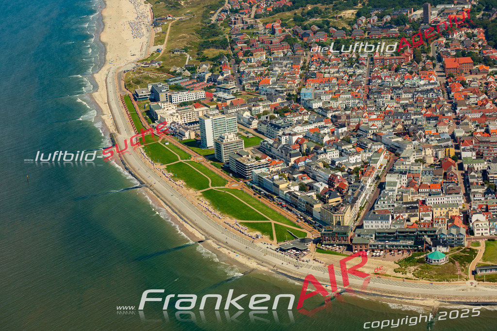Schöne Luftaufnahme als Geschenk in Strandpromenade Norderney - Die Luftbildaufnahme wurde 2025 vom UL-Flugzeug heraus erstellt ( keine Drohne ) - Hochauflösende Luftaufnahme -Nicht vergleichbar mit Google Maps oder Satelittenbilder- Die Geschenkidee !Mit Lizenz und Bildrechte bestellbar
