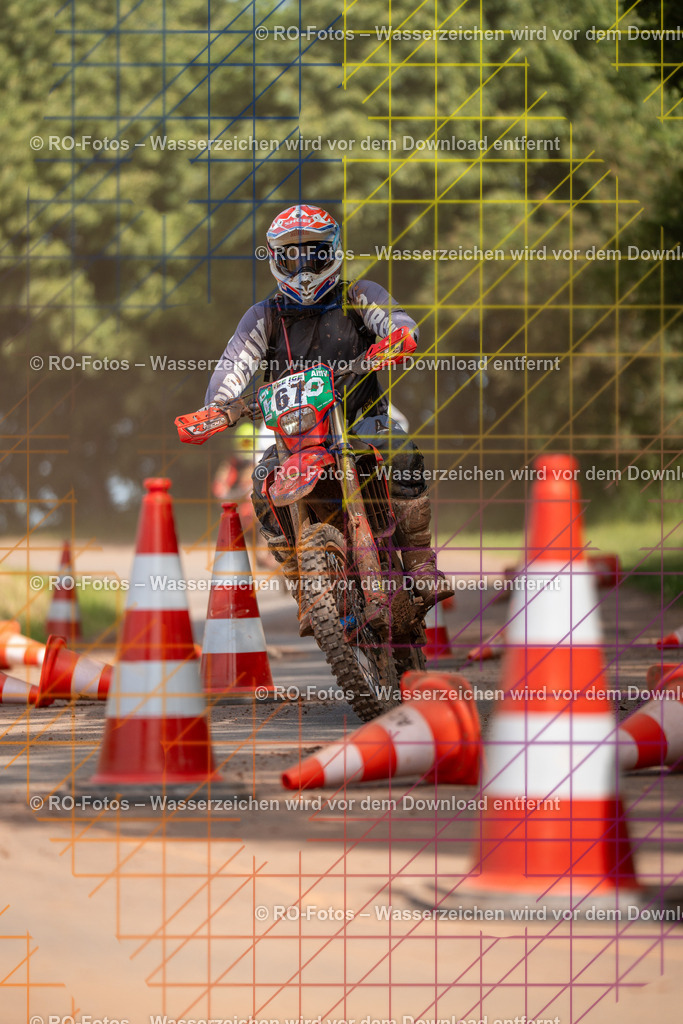 Wolfshausen 4 Lauf -1642 | Sportfotografie von RO-Fotos: Motorsport, Motocross, Enduro, Laufveranstaltungen und Triathlon. Professionelle Fotos von Sportlern und Events. - Realisiert mit Pictrs.com
