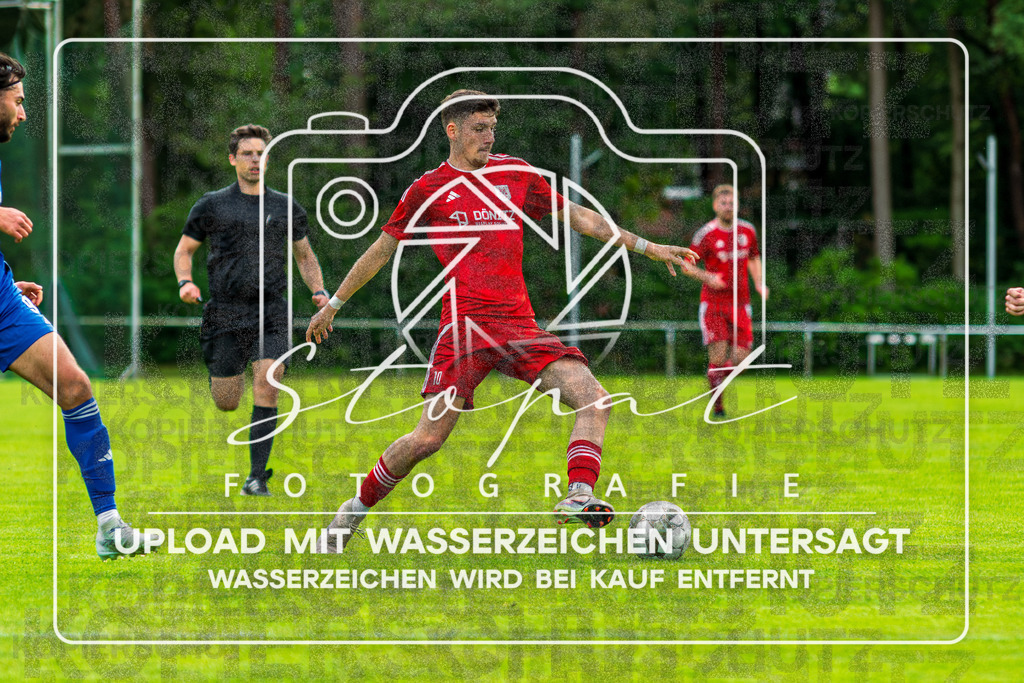 Landesliga Herren LG - TV Jahn Schneverdingen vs. MTV Eintracht Celle | Maurice Bahnemann (TV Jahn Schneverdingen #10); Landesliga Herren LG - TV Jahn Schneverdingen vs. MTV Eintracht Celle am 06.06.2026 in Osterwaldstadion, Schneverdingen - Realisiert mit Pictrs.com
