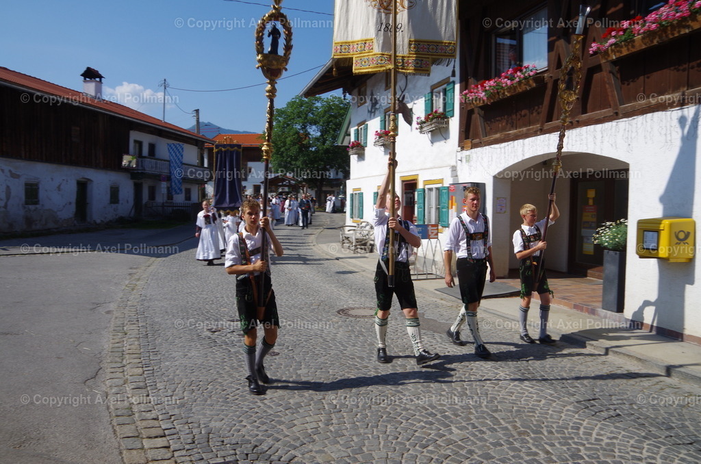IMGP3477 | fotografiert von Axel PollmannLeonhardi Wallfahrt Benediktbeuern und Murnau, Fronleichnam, Fasching, Landschaft im Loisachtal und Benediktbeuern  - Realisiert mit Pictrs.com