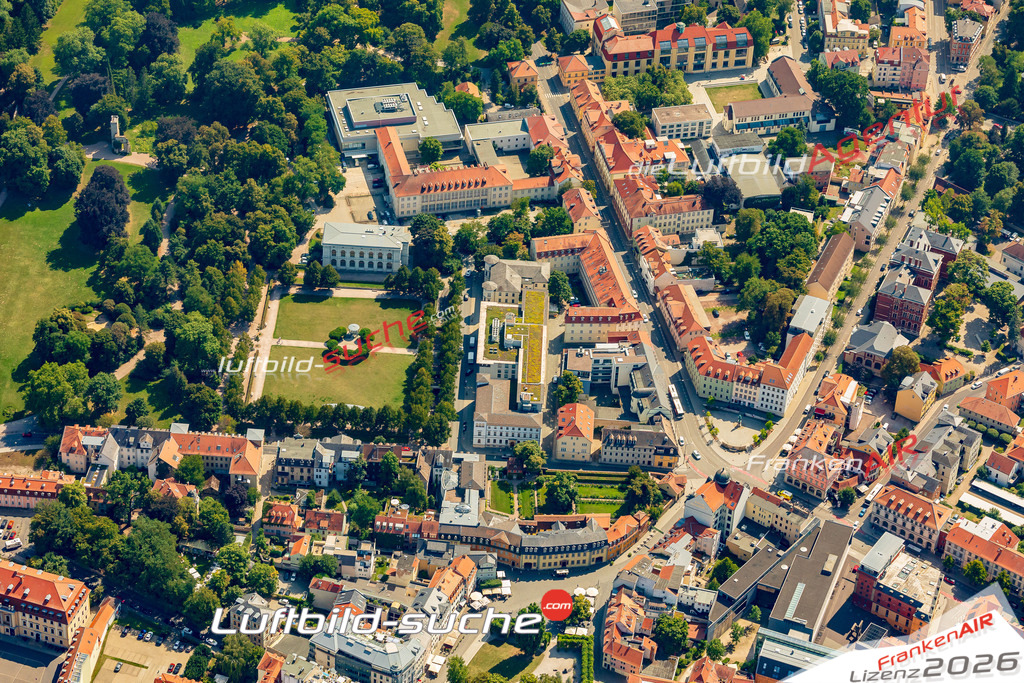Schrägluftbild  Beethovenplatz  Weimar - Das Luftbild wurde 2025 vom UL-Flugzeug heraus erstellt (ohne Drohne- keine Drohnenaufnahme ) - Hochauflösende Luftaufnahme -Nicht vergleichbar mit Google Maps oder Satelittenbilder- Die Geschenkidee !Mit Lizenz und Bildrechte bestellbar