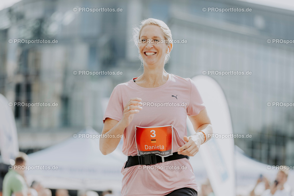 240825_Treppenlauf-50 | Professionelle Fotos Ihrer Laufsportveranstaltung.