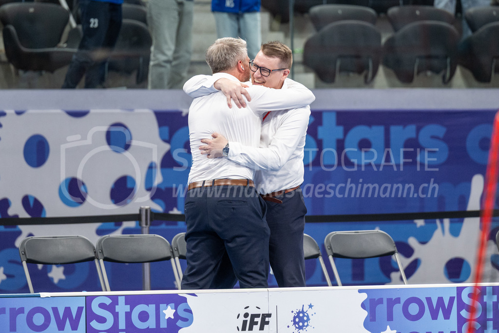 2025 Men's U19 WFC - Finland v Czechia | Finland becomes U19 World Floorball Champion during 2025 Men's U19 WFC, Switzerland: 04.05.2025, Zürich, Swiss Life Arena.Event page: <a href="https://www.u19wfc2025.ch/">www.u19wfc2025.ch</a>Credit: Markus Aeschimann, <a href="https://markus-aeschimann.ch">markus-aeschimann.ch</a>Instagram: <a href="https://instagram.com/sportfotografie.aeschimann">@sportfotografie.aeschimann</a> - Realisiert mit Pictrs.com