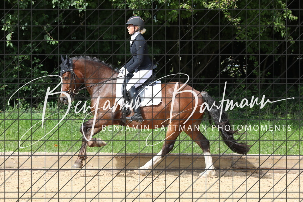 AZ2A2623 | Benjamin Bartmann Photomoments