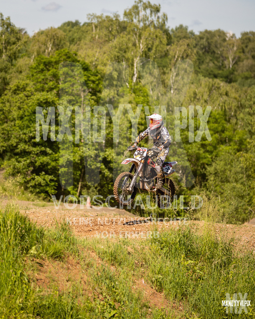 866A0833 | mxndyyvipix