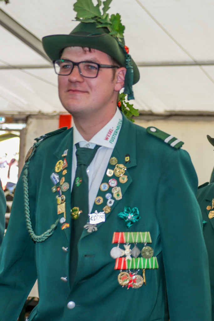 top-top.de-250530-039 | Foto, Video, Fotografie, Videografie, Fotobox, DJ, Discjockey, Musik, Musikbox, Veranstaltung, Photobooth, Amazon, Ebay, Buchtipp, Bestseller, Autor, Verlag, Buch, Wesel, Hamminkeln, NRW, Dinslaken, Rees, Drohne, Hochzeit, Party, Fotobox, Wesel, Fotograf