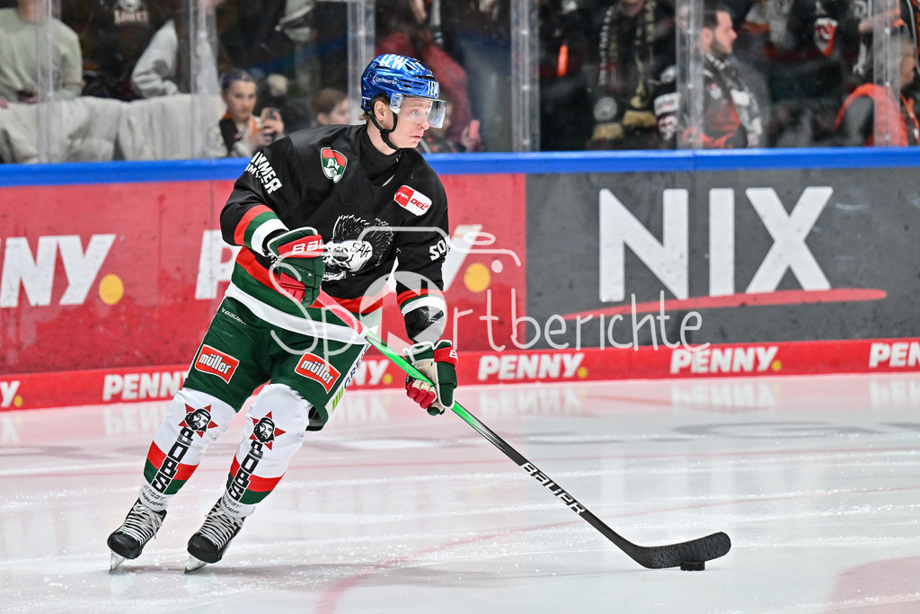 Löwen Frankfurt -Augsburger Panther | im Bild Kristian BLUMENSCHEIN (Augsburger Panhter #8) beim warmup vor der partie / DEL: Loewen Frankfurt - Augsburger Panther, Eissporthalle Frankfurt am 14.02.2025
