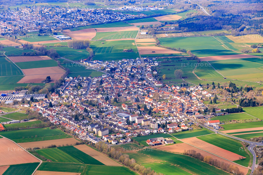 Luftbild: Ortsansicht von Nordosten im Ortsteil Gundernhausen in Roßdorf im Bundesland Hessen in Deutschland. Foto: IMG_077295.jpg vom 12.04.2015 durch Werner Riehm/FLY-FOTO.de