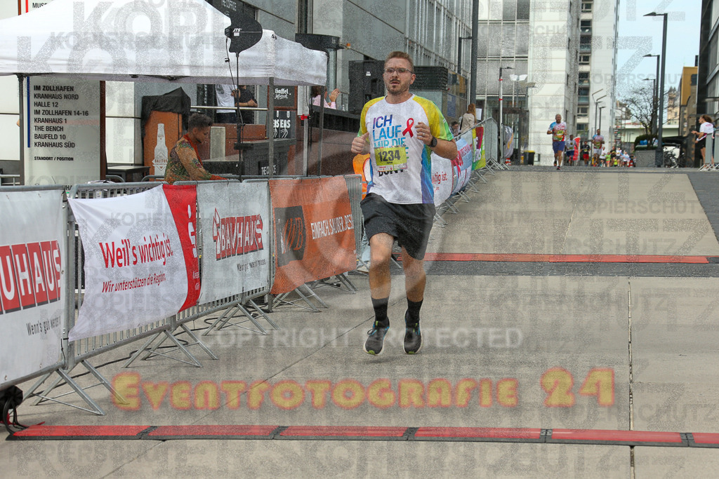 250920_1325_EX1_4446 | Sportfotografie im Rhein-Sieg Kreis, Köln, Bonn, NRW, Rheinland Pfalz, Hessen, etc. Unser Tätigkeitsfeld umfasst den Laufsport vom Volkslauf über den Marathon, Duathlon, Triathon bis zum Ultralauf wie Kölnpfad Ultra oder Schindertrail.