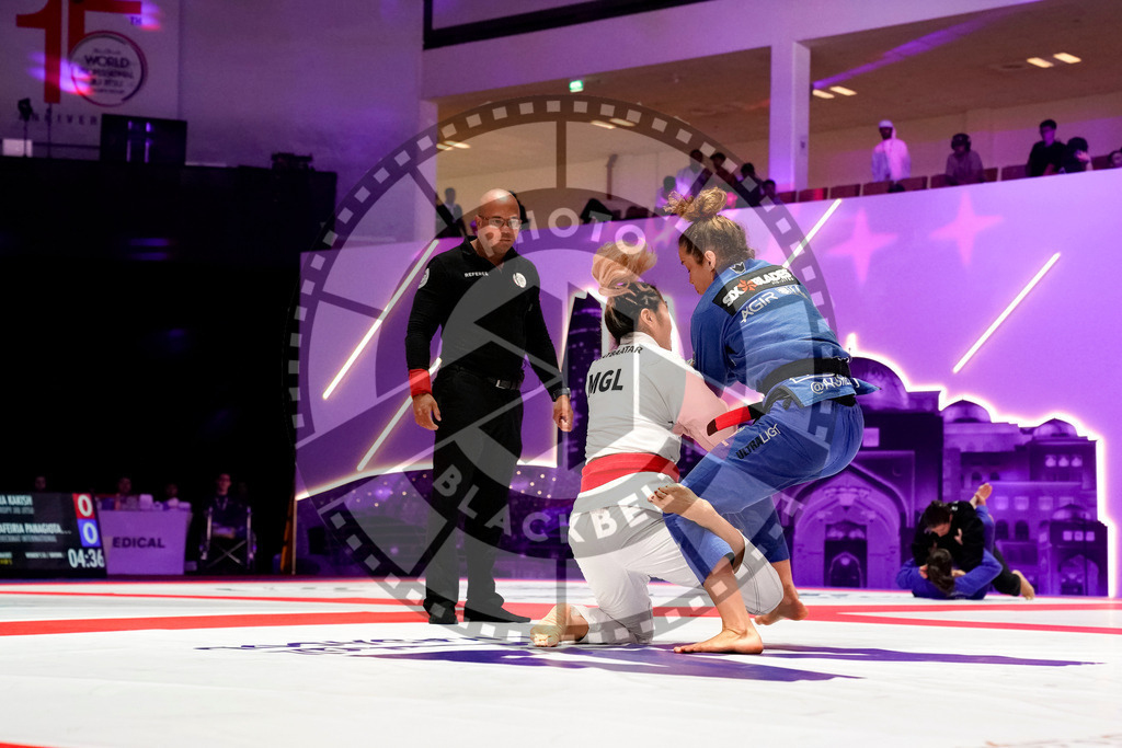 20231109PBB4443 | Fighters compete during the AJP World Professional Championship in the Mubadala Arena in Abu Dhabi, Arab United Emirates, on November 9, 2023.