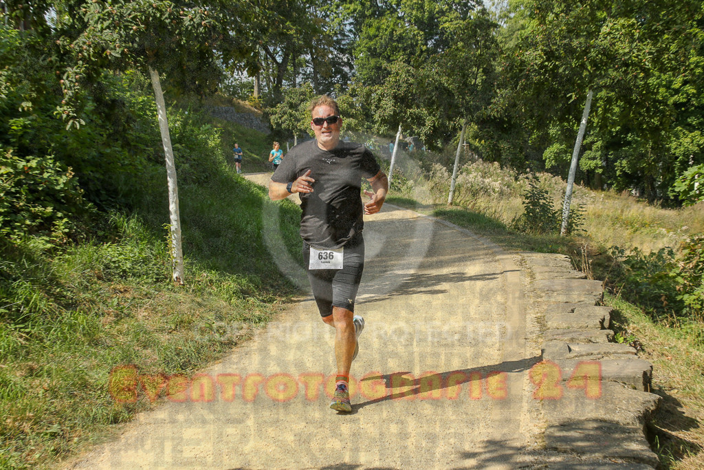 250824_1435_EX1_6782 | Sportfotografie im Rhein-Sieg Kreis, Köln, Bonn, NRW, Rheinland Pfalz, Hessen, etc. Unser Tätigkeitsfeld umfasst den Laufsport vom Volkslauf über den Marathon, Duathlon, Triathon bis zum Ultralauf wie Kölnpfad Ultra oder Schindertrail.