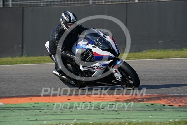 2022_05_09_PBK_25473 | Sportfotografie; SlowMotion; Video; Rennstrecke; Hafeneger; Speer; Racing; RSE; BMW; CBO; Trackday; Motorsportarena; Hockenheimring; Brno; Most; Barcelona; Valencia