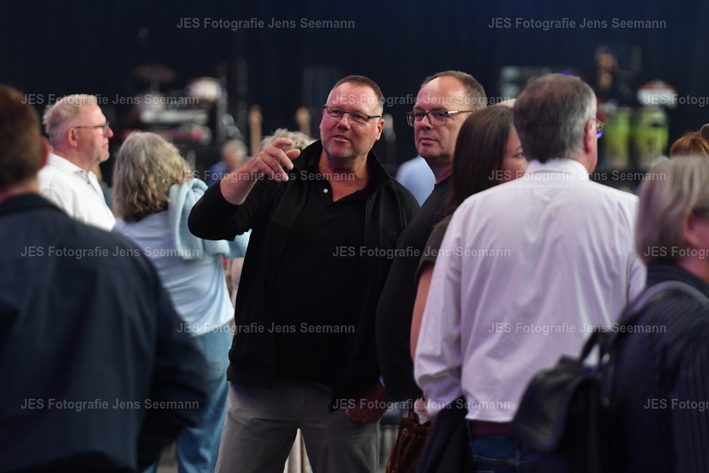 2026_Deborah Lee und the news_One Moment time Whitney Houston__0027 | Fotograf Jens Seemann - Realisiert mit Pictrs.com