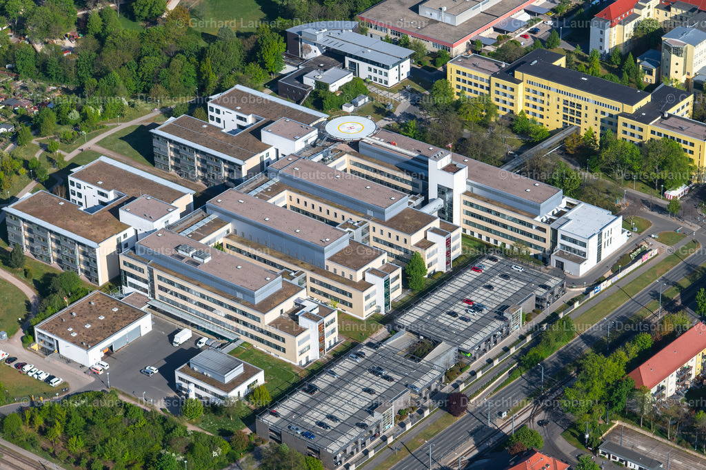 4025835 | ERFURT 06.05.2020 Klinikgelände des Krankenhauses " Helios Klinikum Erfurt " im Ortsteil Andreasvorstadt in Erfurt im Bundesland Thüringen, Deutschland. Weiterführende Informationen bei: HELIOS Kliniken GmbH,  Helios Klinikum Erfurt,  wörner traxler richter planungsgesellschaft mbh. // hospital grounds of the Clinic " Helios Klinikum Erfurt " in the district Andreasvorstadt in Erfurt in the state Thuringia, Germany. Further information at: HELIOS Kliniken GmbH,  Helios Klinikum Erfurt,  woerner traxler richter planungsgesellschaft mbh. Foto: Gerhard Launer