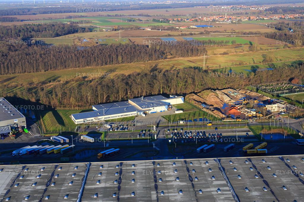 Luftbild: Gewerbegebiet Horst, Alfa Aesar GmbH im Ortsteil Minderslachen in Kandel im Bundesland Rheinland-Pfalz in Deutschland. Foto: IMG_076529.jpg vom 05.01.2015 durch Werner Riehm/FLY-FOTO.de