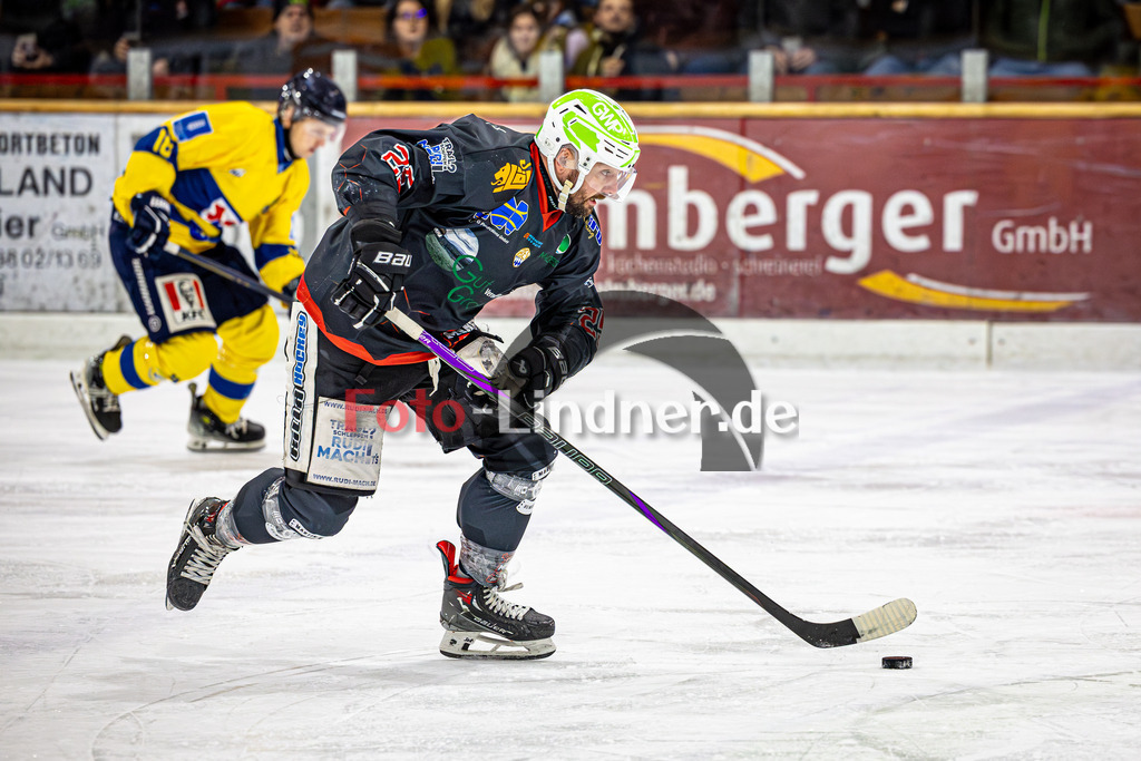 Peißenberg MINERS gegen EC Pfaffenhofen | Eishockey Bayernliga 2025/26 Vorrunde 25. Spieltag, Peißenberg MINERS gegen EC Pfaffenhofen, 20260109,Marius KLEIN (MINERS 25) in Aktion,2026-01-09 in Peißenberg (flatbuy Arena Peißenberg), Marius KLEIN (MINERS 25)Copyright: WolfgangxLindner www.foto-lindner.de