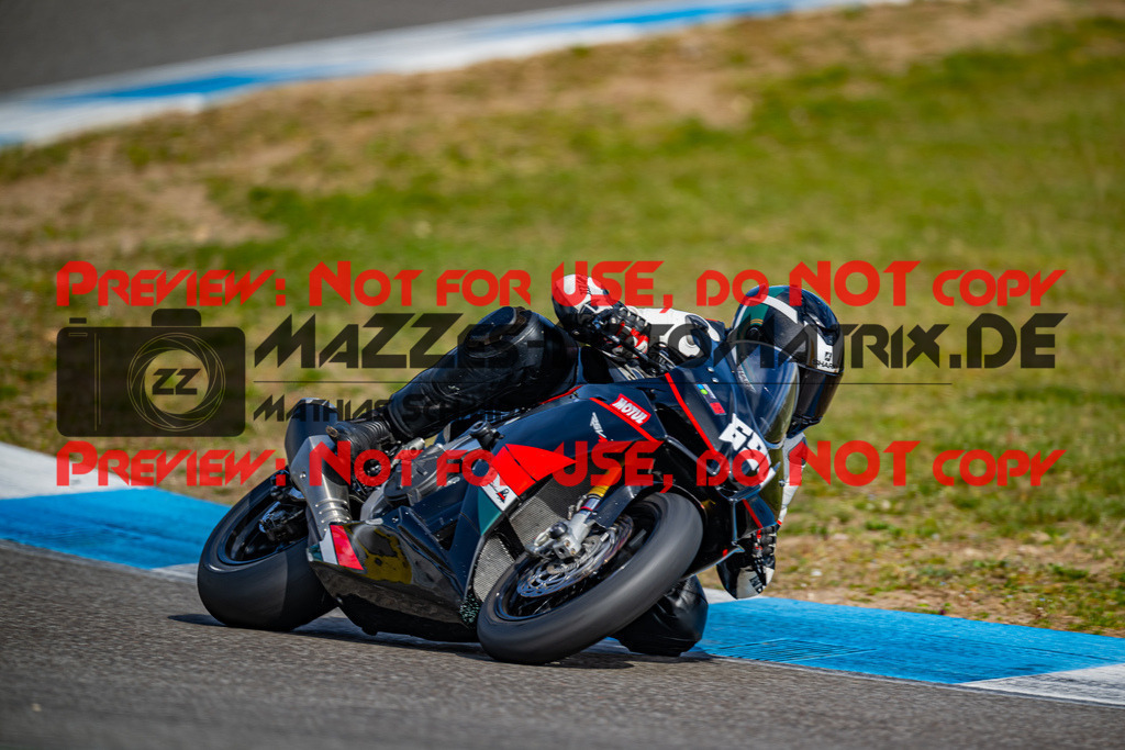 MaZZes_Fotomatrix_20260406_6007705_4743-2 | ROT