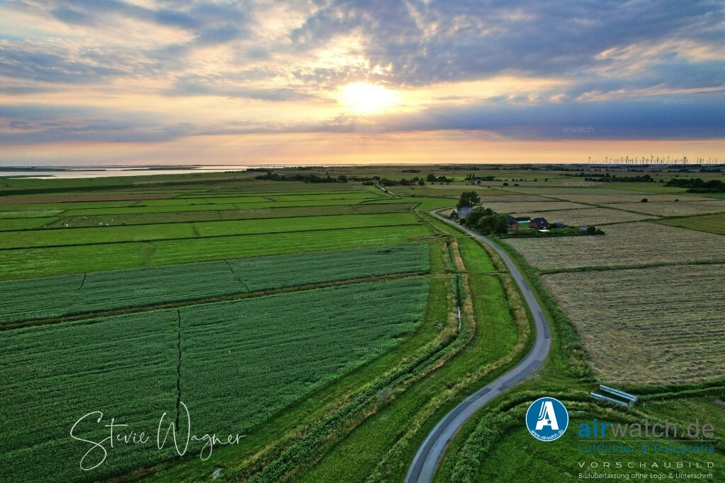 Luftbilder Hattstedtermarsch | Luftbilder, Nordsee, Nordfriesland, Hattstedtermarsch, Sterdebüll, Deichweg, Speckiweg, Seedeichgraben
