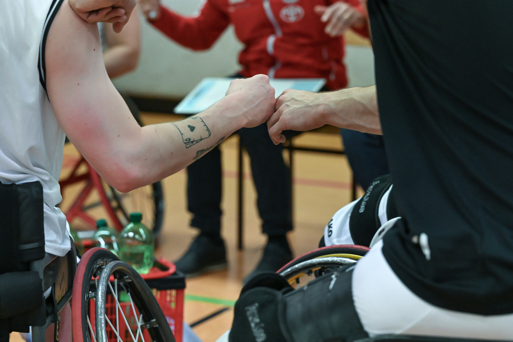 gml_034 | Fotos von Basketballspielen aus dem Raum NRW fotografiert von Gero Mueller-Laschet und Daniel Schaefer - Realisiert mit Pictrs.com
