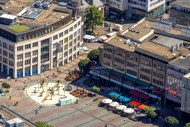 Essen230703118 | Luftbild, Außengastronomie mit Sandplatz am Kennedyplatz, Stadtkern, Essen, Ruhrgebiet, Nordrhein-Westfalen, Deutschland