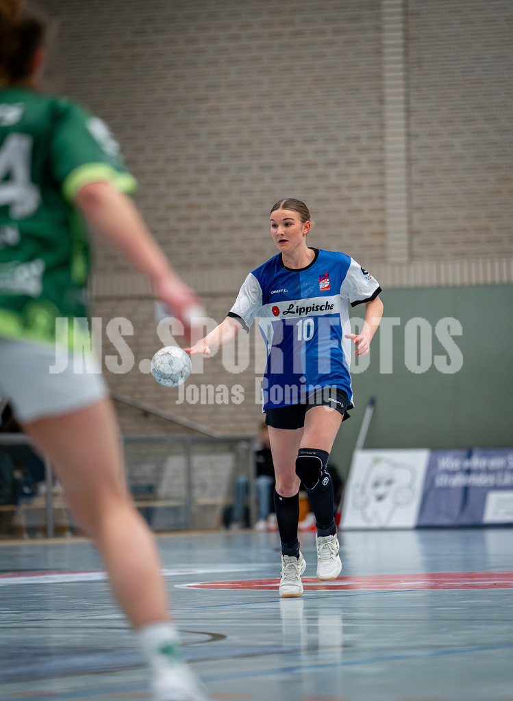 Handball I Frauen I Saison 2025-2026 I 3. Liga Staffel Nord I 10. Spieltag I SC SFN Vechta - HSG Blomberg-Lippe II I 0349 | Meggan Rusko (10, HSG Blomberg-Lippe II)  - Realisiert mit Pictrs.com