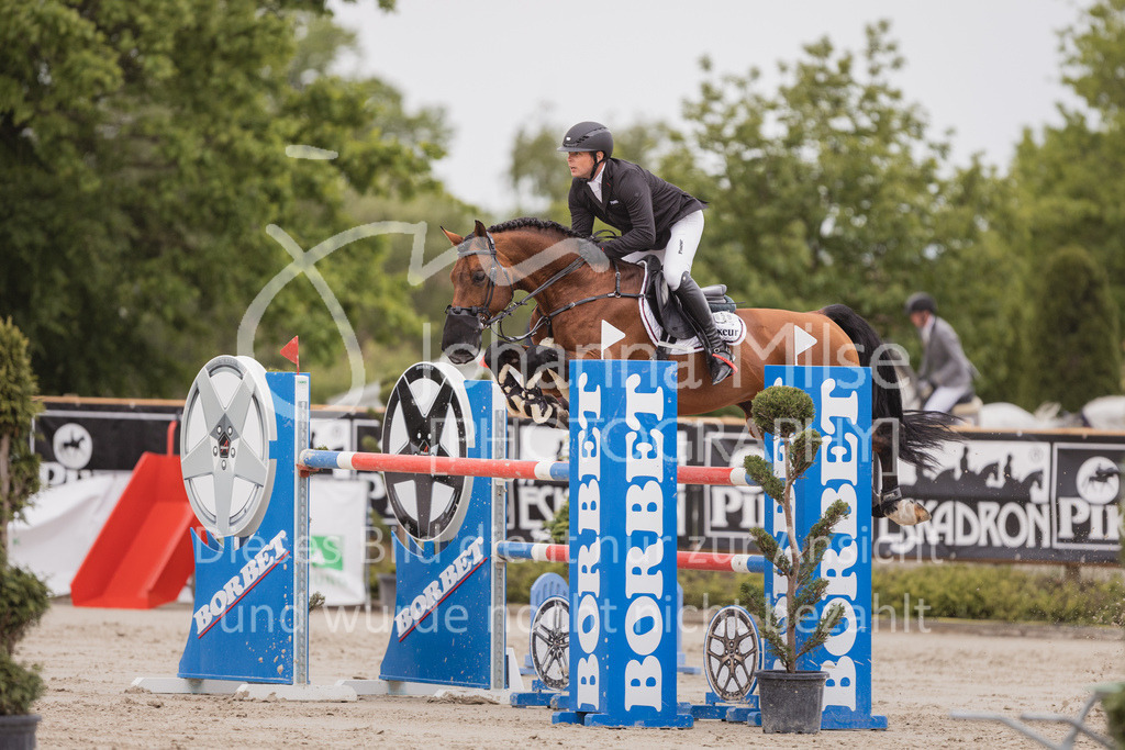230520_MayDays_Zeit-S-304 | Deine schönsten Turniermomente als professionelle Fotos! Entdecke hochwertige Pferdesport-Fotografie im Online-Shop. Jetzt Fotos finden & bestellen!
