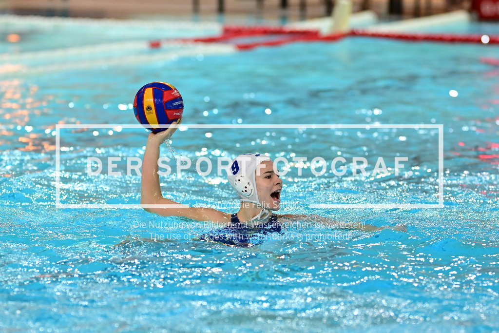 Wasserball I Frauen I Nordic League I KVP Piestany - Cheltenham SWPC I 64321 | Der Sportfotograf. - Realisiert mit Pictrs.com