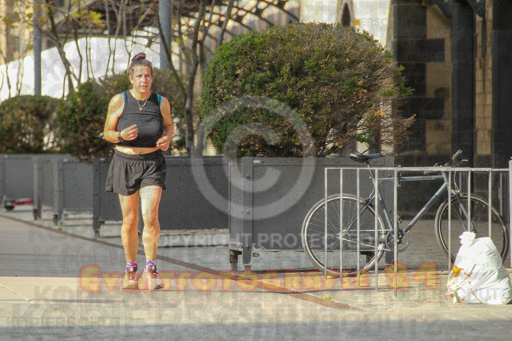 250920_1547_EV4_9574 | Sportfotografie im Rhein-Sieg Kreis, Köln, Bonn, NRW, Rheinland Pfalz, Hessen, etc. Unser Tätigkeitsfeld umfasst den Laufsport vom Volkslauf über den Marathon, Duathlon, Triathon bis zum Ultralauf wie Kölnpfad Ultra oder Schindertrail.