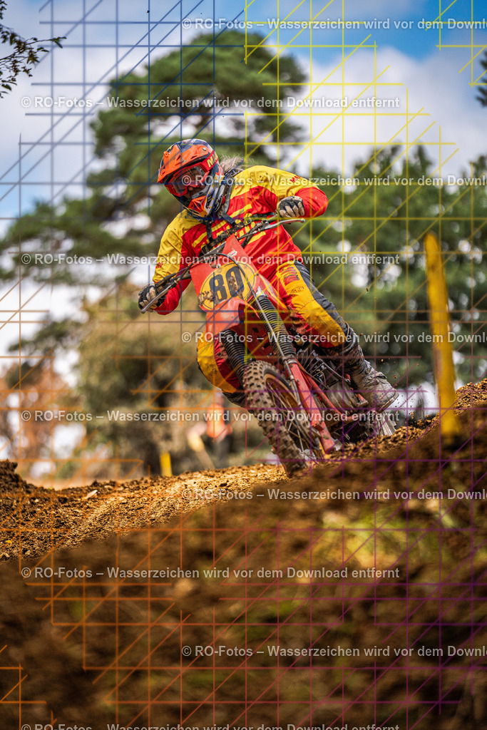 Sechshelden 2026 Sonntag  -1919 | Sportfotografie von RO-Fotos: Motorsport, Motocross, Enduro, Laufveranstaltungen und Triathlon. Professionelle Fotos von Sportlern und Events. - Realisiert mit Pictrs.com