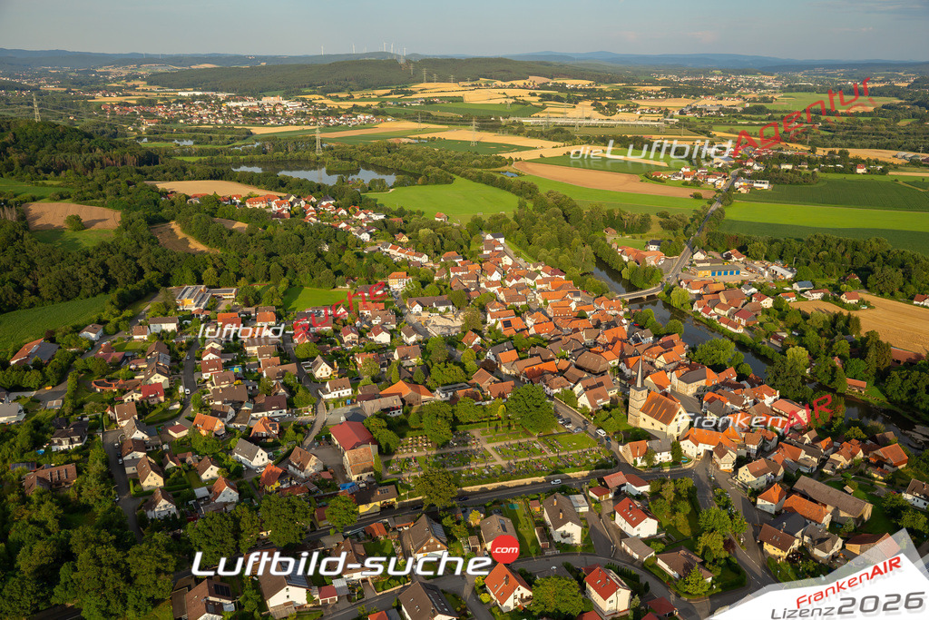 Das Luftbild zeigt :  Marktzeuln - Die Luftaufnahme wurde 2024 vom UL-Flugzeug aus erstellt ( keine Drohne ) - Hochauflösende Luftaufnahme - Für grossformatige Ausdrucke geeignet. Die Geschenkidee !Mit Lizenz und Bildrechte bestellbar