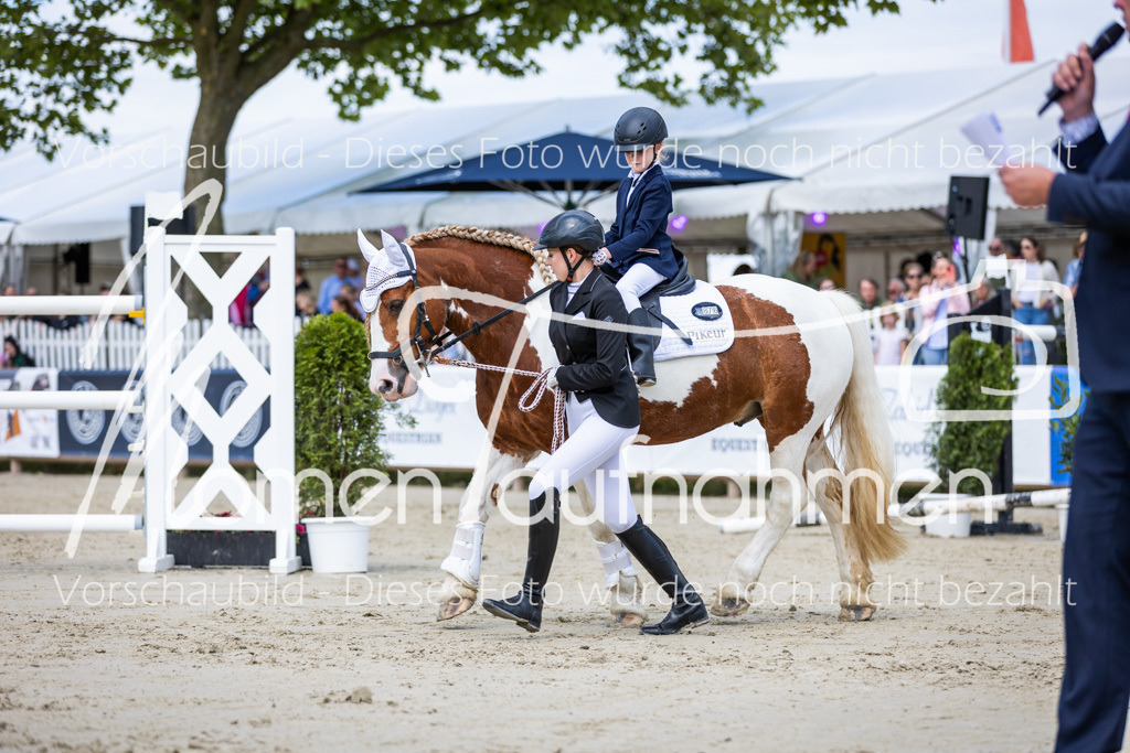 BHO-Führzügel1-008 | MomenTaufnahmen Pferdesportfotos