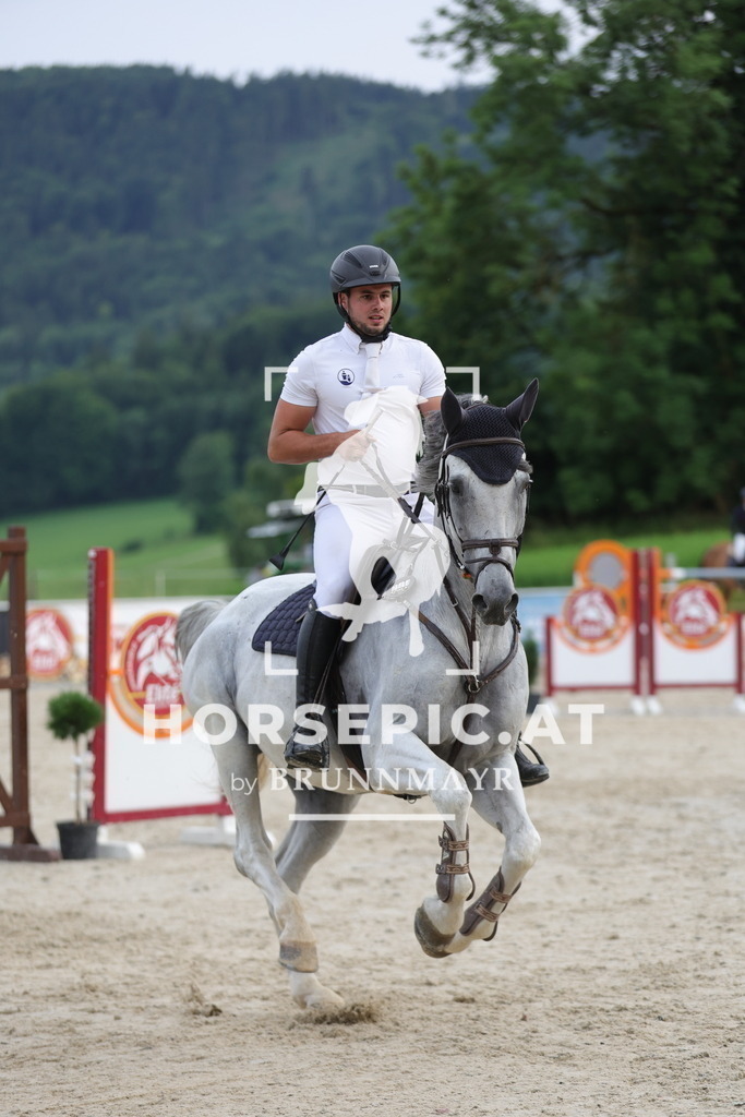 0P6A1774 | Willkommen bei Brunnmayr - Design & Fotografie – Ihrem Spezialisten für Reitturniere und Pferdeveranstaltungen in Oberösterreich, Salzburg und Bayern! Seit über 17 Jahren sind wir leidenschaftlich dabei.