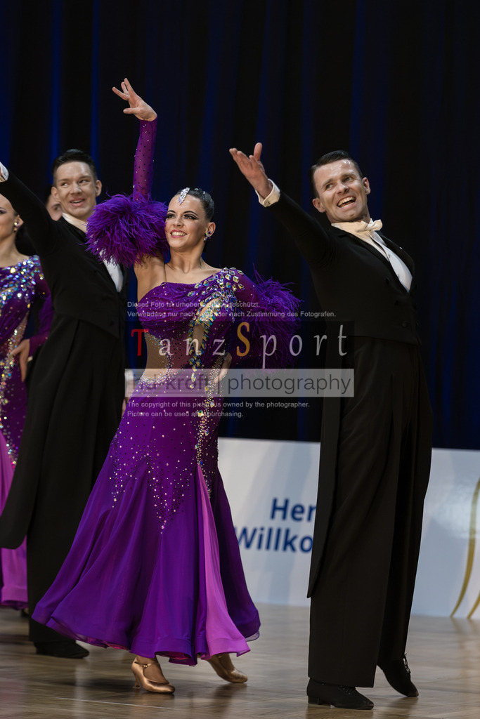 20260124_1BL_Std-Formationen_4034 | Tanzsportbilder, Standardtanz, Lateintanz, WDSF, DTV, LTVB, dancecomp, goc, hessen tanzt, blaues band der spree, walzer, tango, wiener walzer, slowfox, quickstepp, samba, rumba, cha-cha-cha, paso doble. jive, hd-kroft photography, turniertanzsport