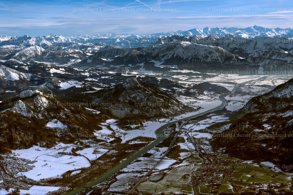 3900225 | Inntal mit Blick auf die Hohen Tauern von Oberaudorf in Richtung Kössen