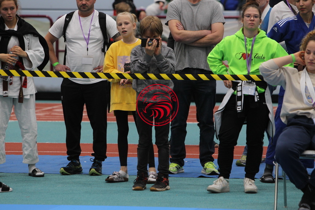 JT6F9361 | Fotos vom Adler Cup - Pictures from Adler Cup

Hier findet Ihr alle Eindrücke und großen Momente der Adler Cup Wochenenden. Here you will find all impressions and great moments of the Adler Cup weekends. - Realisiert mit Pictrs.com