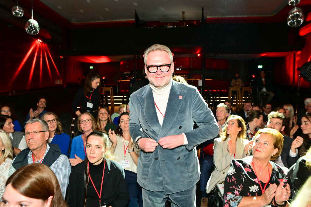 0318Media_V_Award_2025_Foto_Stefan_Wernz | Fotograf Köln - Realisiert mit Pictrs.com