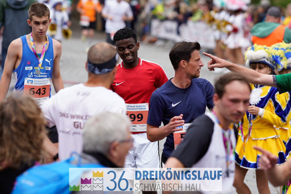 VR Bank Hauptlauf 10km | 3königslauf 2022 VR Bank Hauptlauf - Realisiert mit Pictrs.com